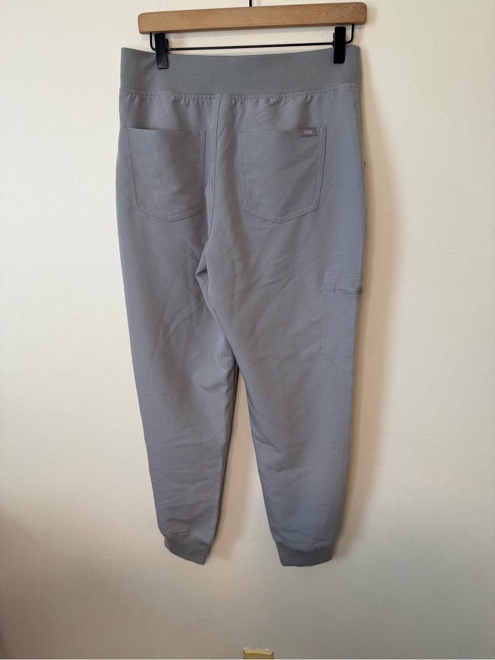 FIGS Catarina Scrub Set Grey Technical Collection, Medium Petite 26” - Picture 3 of 9